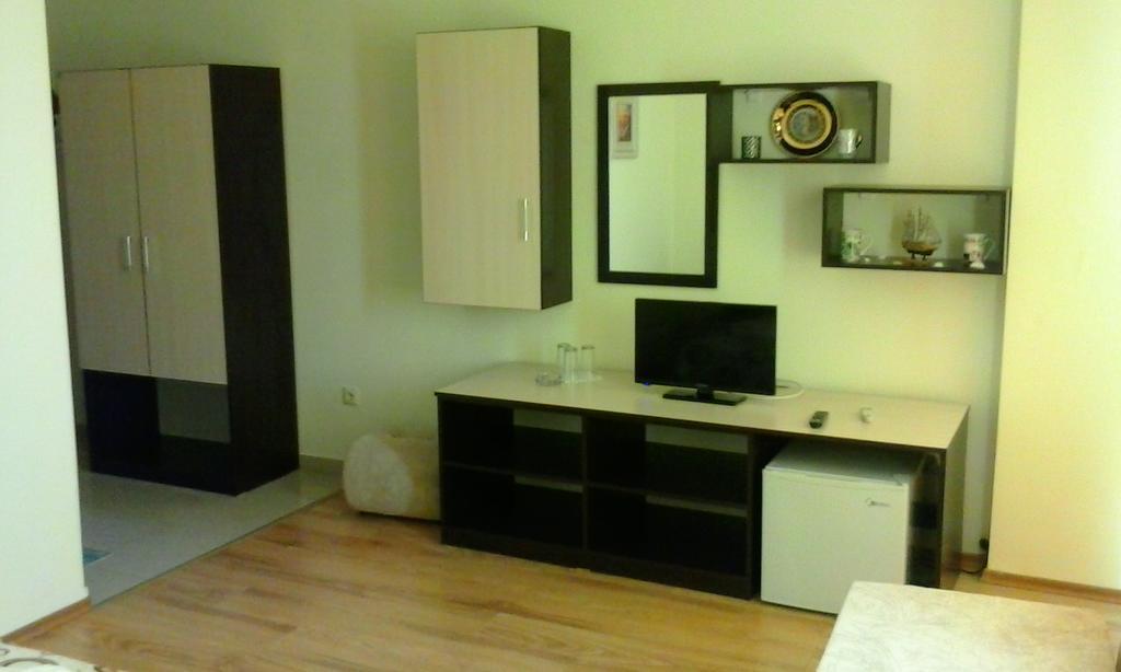 Семеен Хотел Атива - Family Hotel Ativa Lozenets ภายนอก รูปภาพ